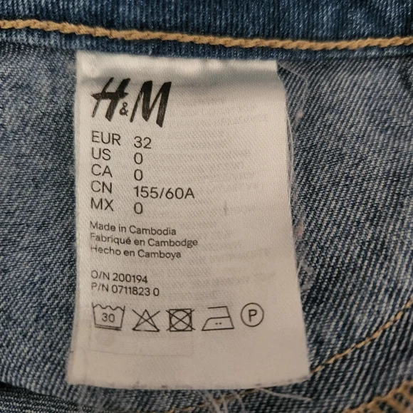 H&M High Waist Jean Shorts - Picture 6 of 10